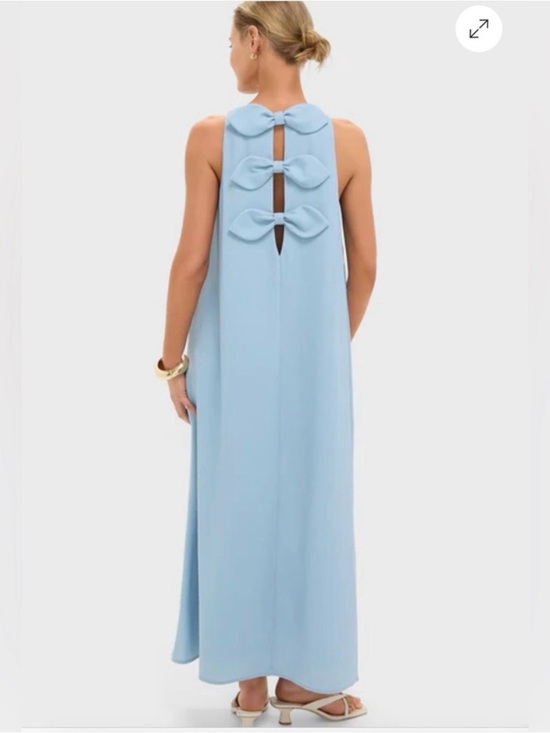 Tuckernuck Dresses & Skirts - Tuckernuck Blue Fog Portia Dress Size Medium